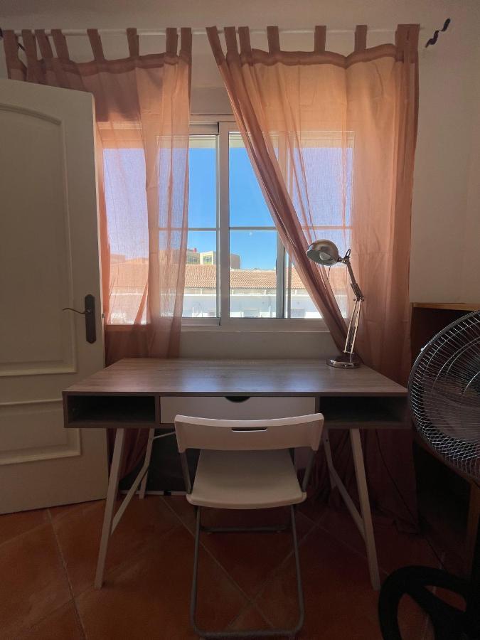 Two Bedroom Apartment In Malaga Center With Views Málaga Exterior foto